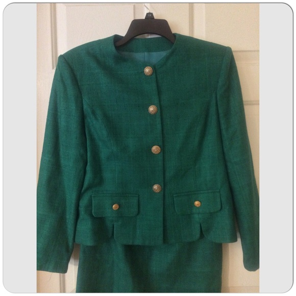 Vintage Green Suit with Blazer & Skirt - Picture 3 of 9